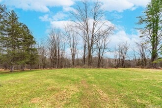 257 Mill Rd in Rhinebeck, NY - Building Photo - Building Photo