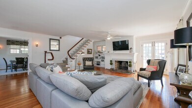 6104 Ventnor Ave in Ventnor City, NJ - Building Photo - Building Photo