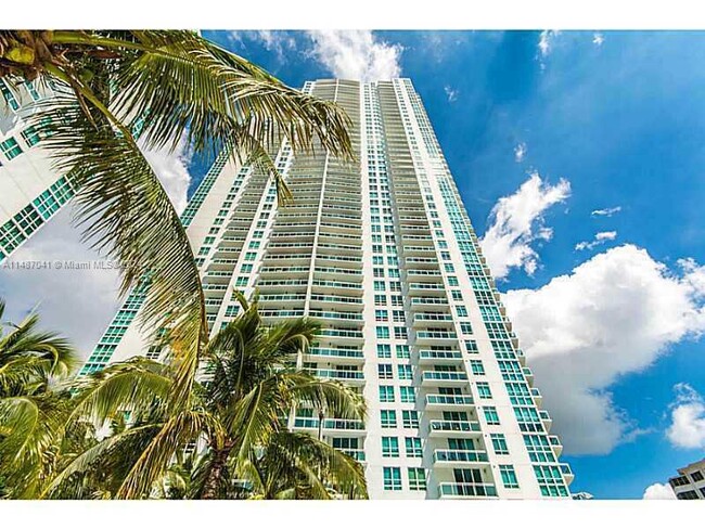 property at 950 Brickell Bay Dr