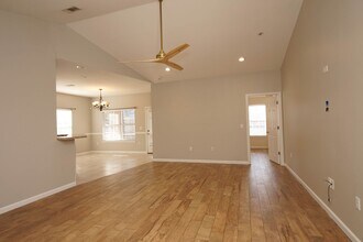 1684 Sycamore Ave in Niceville, FL - Building Photo - Building Photo