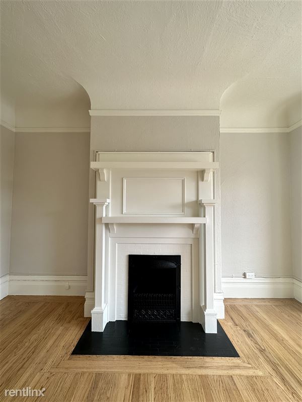 property at 555-559-559 2nd St