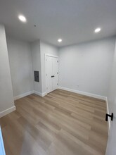 316 Forrest St in Jersey City, NJ - Building Photo - Building Photo