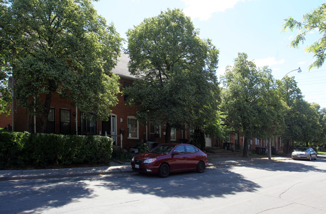 451-469 Melita Cres in Toronto, ON - Building Photo - Primary Photo