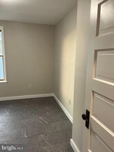 211 N George St., Unit 200 in Charles Town, WV - Building Photo - Building Photo