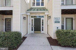 4719 Shellbark Rd in Owings Mills, MD - Building Photo