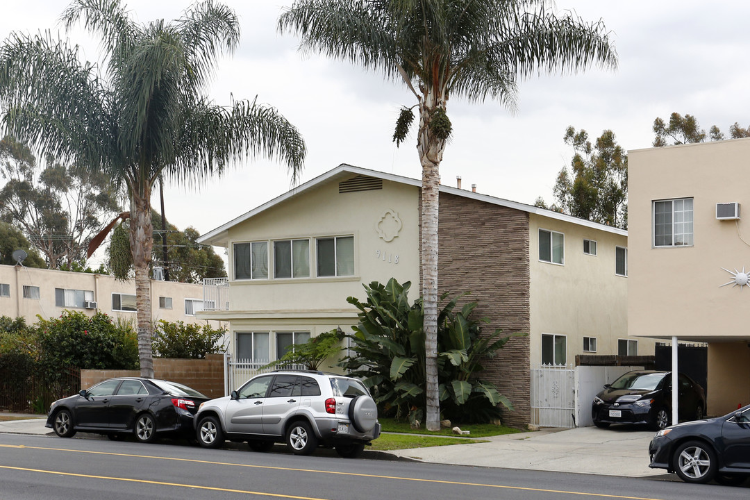 9118 National Blvd in Los Angeles, CA - Building Photo