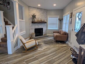 1902 Harding Dr in Wickliffe, OH - Building Photo - Building Photo