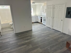 3960 S Pacific Hwy in Phoenix, OR - Building Photo - Building Photo