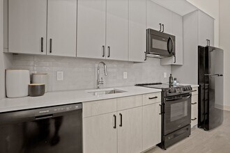 Big Sky Flats in Washington, DC - Building Photo - Building Photo