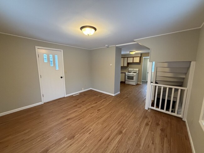 323 Selma St in Eau Claire, WI - Building Photo - Building Photo