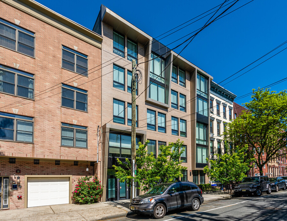 108 Jefferson St in Hoboken, NJ - Foto de edificio