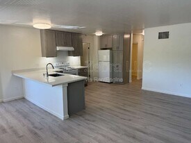 2355 Heidi Pl in Santa Rosa, CA - Building Photo