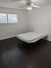 11127 Sageview Dr in Houston, TX - Building Photo - Building Photo