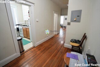 9 Egremont Rd in Boston, MA - Building Photo - Building Photo