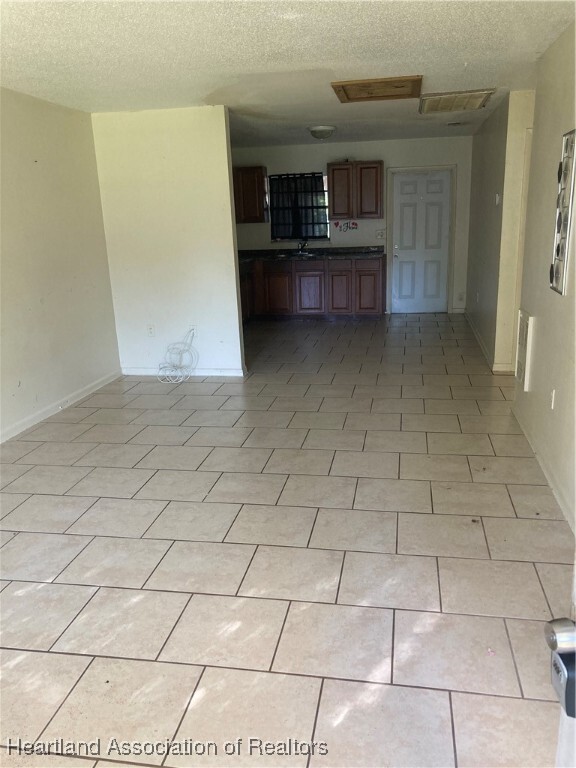 615 Denise Ave in Sebring, FL - Building Photo - Building Photo