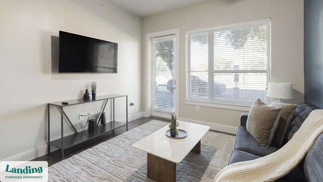 3501 Ross Ave, Unit 1103 in Dallas, TX - Building Photo - Building Photo