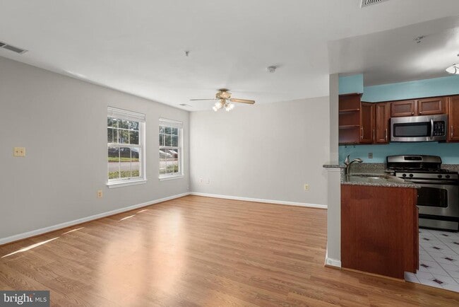 6249 Sandpiper Ct in Elkridge, MD - Building Photo - Building Photo