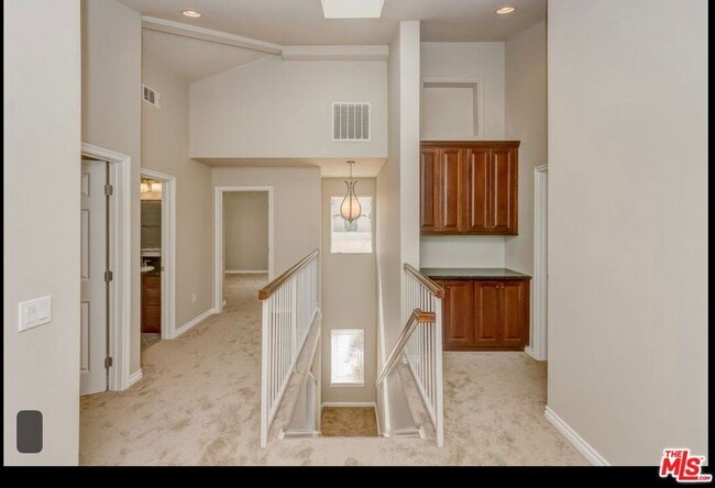 property at 415 W Regent St