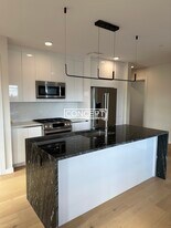 194 Sumner St in Boston, MA - Building Photo