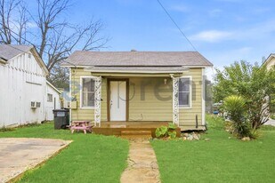 521 S Polaris in San Antonio, TX - Building Photo