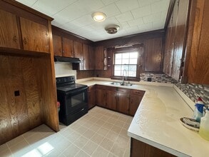 408 E Simmons Ave in Williamston, NC - Building Photo - Building Photo