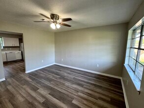12311 Dedeaux Rd in Gulfport, MS - Building Photo - Building Photo