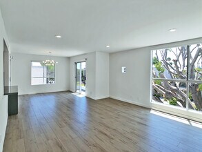 1818 Camden Ave in Los Angeles, CA - Foto de edificio - Building Photo