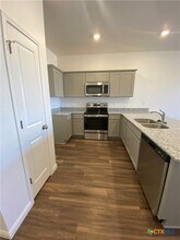 5813 Betty Lou Dr in Killeen, TX - Building Photo - Building Photo