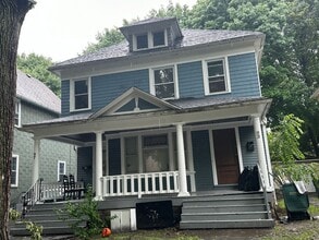 93 Holbrooke St in Rochester, NY - Building Photo - Building Photo