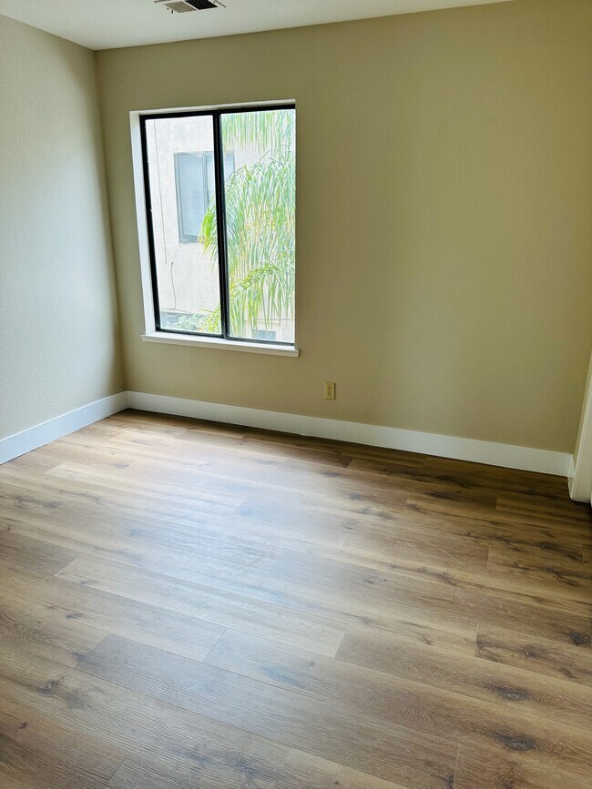 34 W 7th St in Tracy, CA - Building Photo - Building Photo