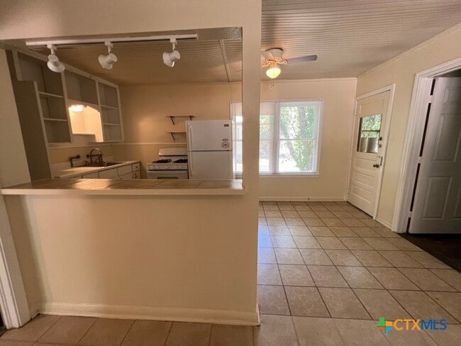 property at 443 Lindsey St