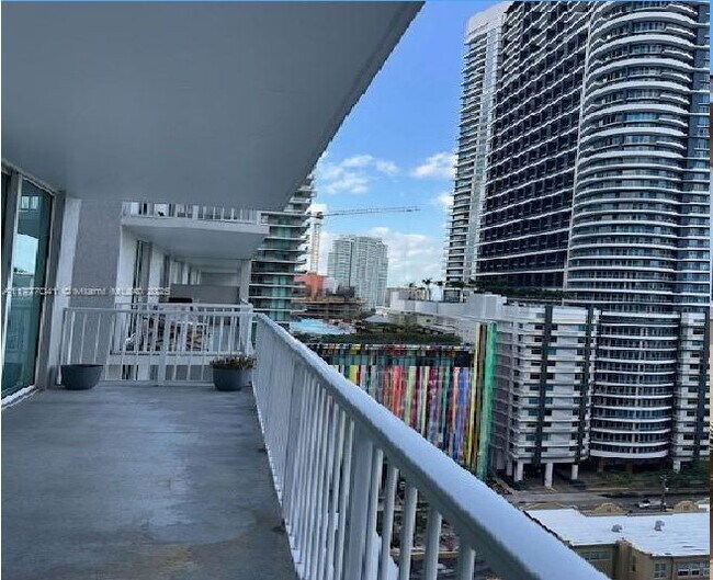 property at 1250 S Miami Ave