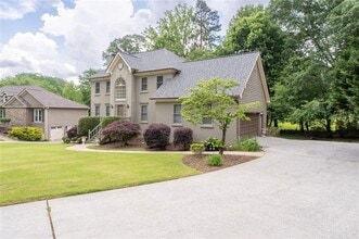 3230 Mary Dr in Marietta, GA - Building Photo - Building Photo