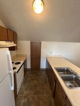 801 S 16th Ave in Yakima, WA - Building Photo - Building Photo