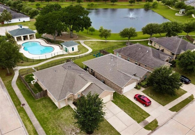 18103 Cypress Mist Ct
