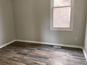 6035 S Karlov Ave in Chicago, IL - Building Photo - Building Photo