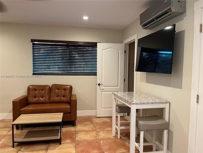 9801 SW 123rd St in Miami, FL - Building Photo - Building Photo