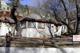 364 Ruxton Ave in Manitou Springs, CO - Building Photo - Building Photo