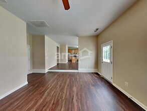 5711 Falkirk Ln in Matthews, NC - Building Photo - Building Photo