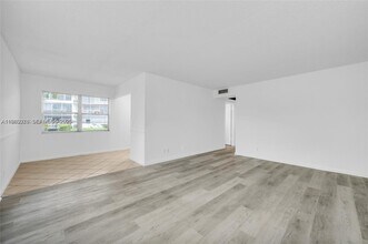 257 Fanshaw G in Boca Raton, FL - Building Photo - Building Photo