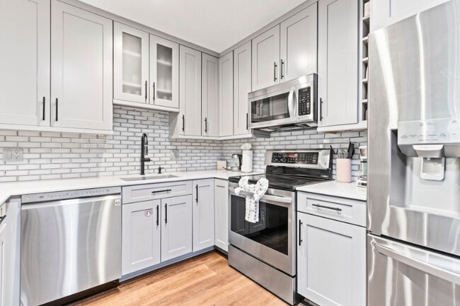 2255 Sidewinder Dr in Park City, UT - Building Photo - Building Photo