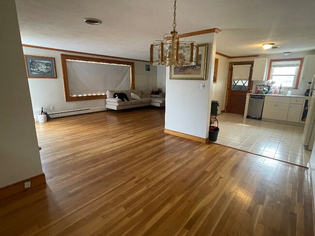 114 Charger St in Revere, MA - Building Photo - Building Photo