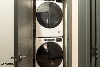 415 E 2nd St S, Unit 1009 in Tulsa, OK - Building Photo - Building Photo