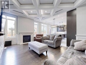 106 Wesmina Ave in Whitchurch-Stouffville, ON - Building Photo - Building Photo