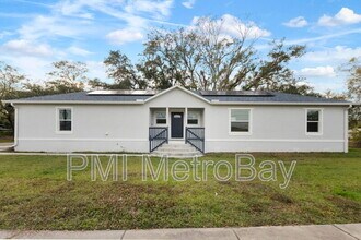 902 W Alsobrook St in Plant City, FL - Building Photo - Building Photo