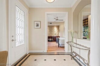 2809 Tiburon Blvd E in Naples, FL - Building Photo - Building Photo