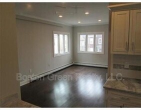 43 Rogers St in Boston, MA - Building Photo - Building Photo