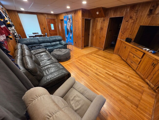 property at 639 Hudson St