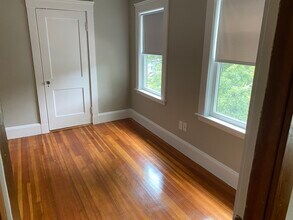 15 Nowell Rd in Melrose, MA - Building Photo - Building Photo