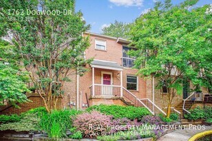 1762 Dogwood Dr in Alexandria, VA - Building Photo